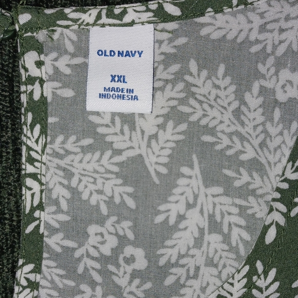 Old navy tank top - Picture 4 of 4